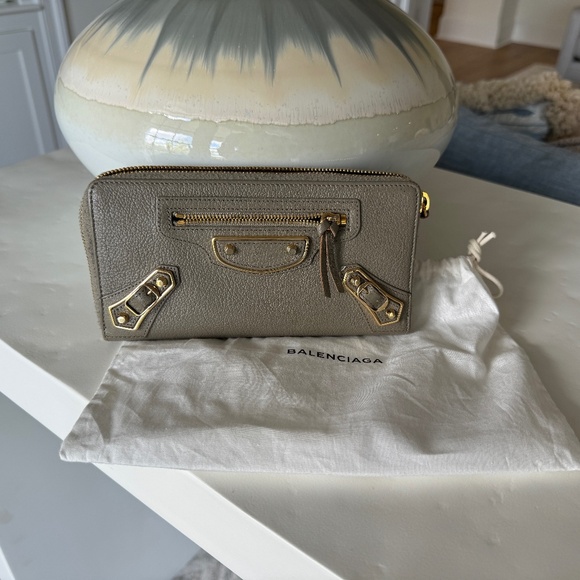 Balenciaga wallet - Picture 1 of 6